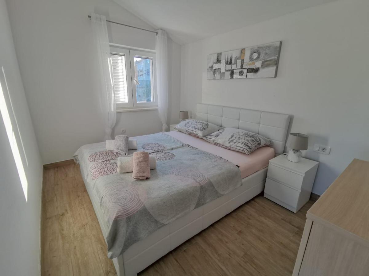 Apartmani Goga 2 Молат Екстер'єр фото