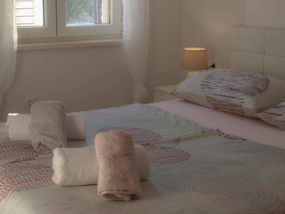 Apartmani Goga 2 Молат Екстер'єр фото